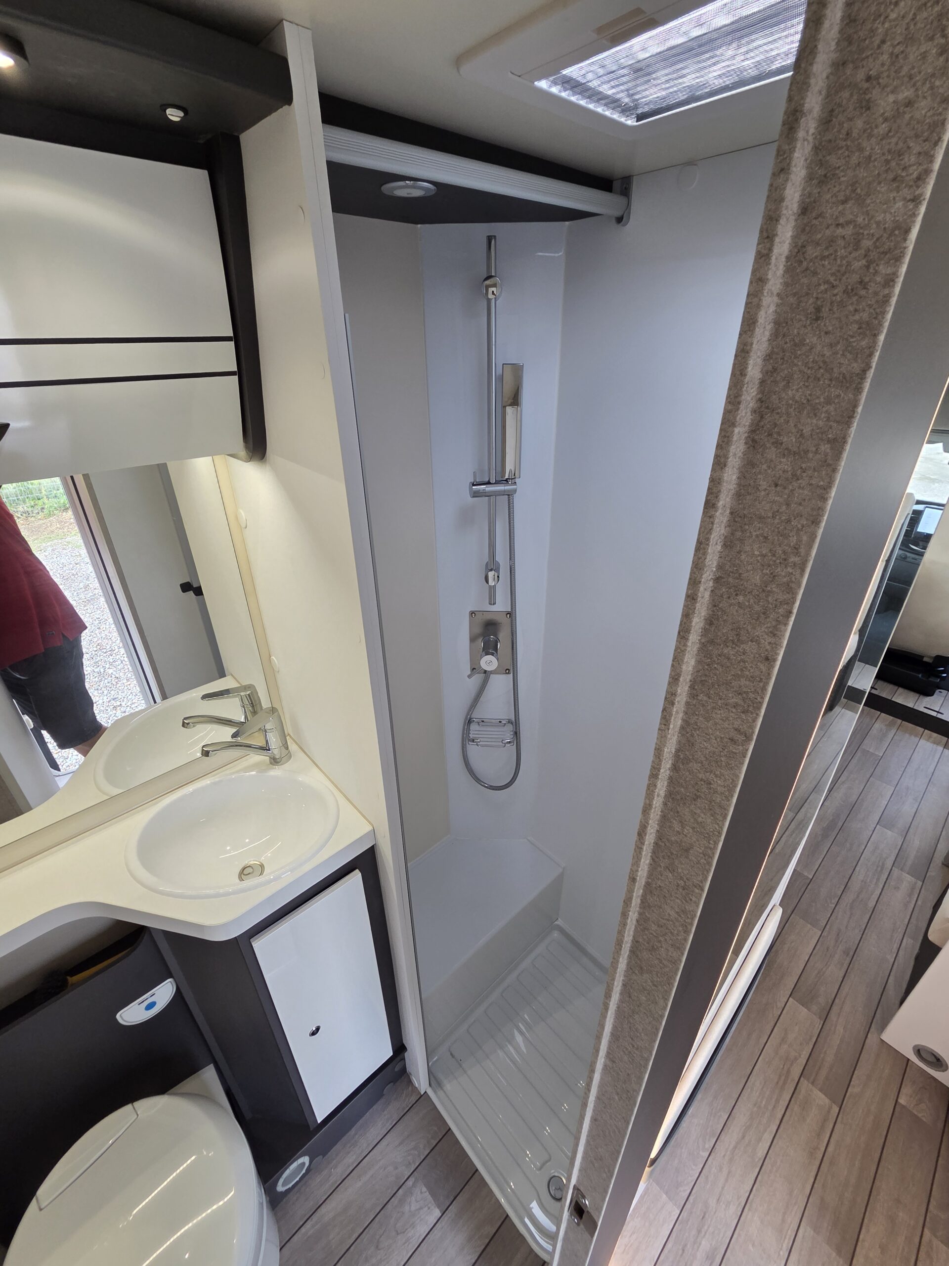 Mc Louis Glamys 322 Del 2025 Automatik 7 Letto