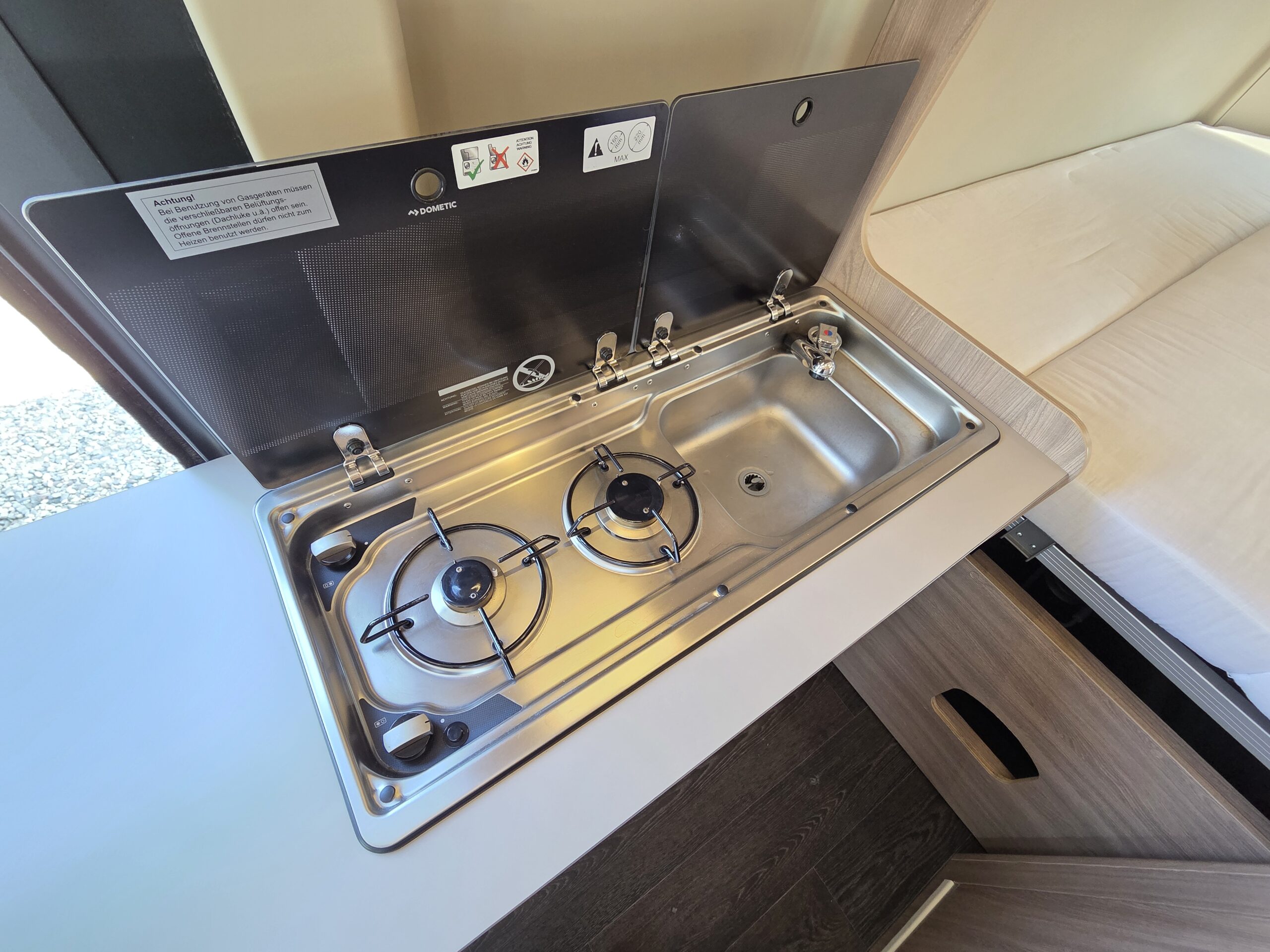 LAIKA KOSMO 6.4 – PARI AL NUOVO Cucina e Bagno Mai Usati!