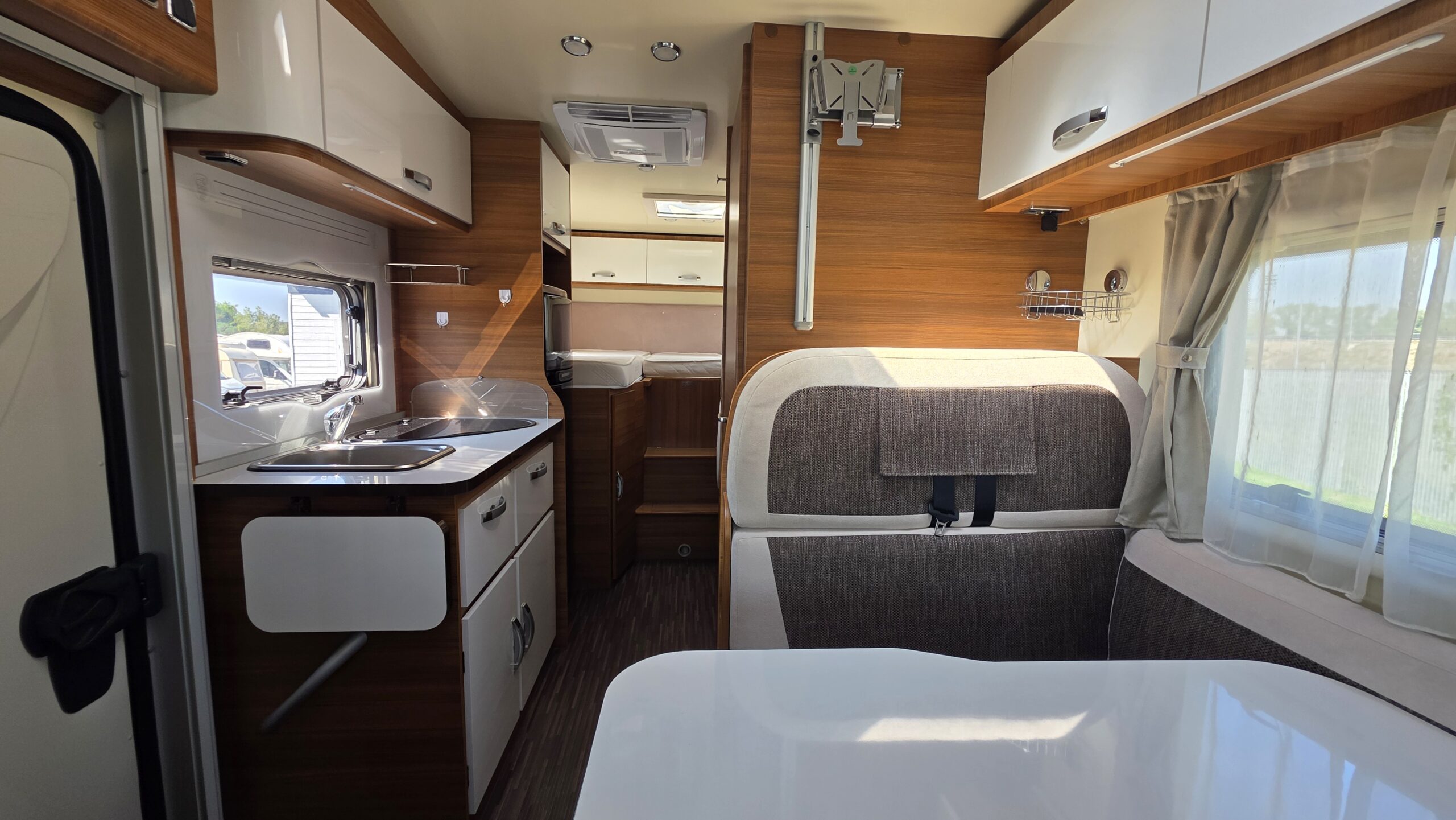 Elnagh Baron 53 Letti Gemelli Euro 6 Doppia A/C