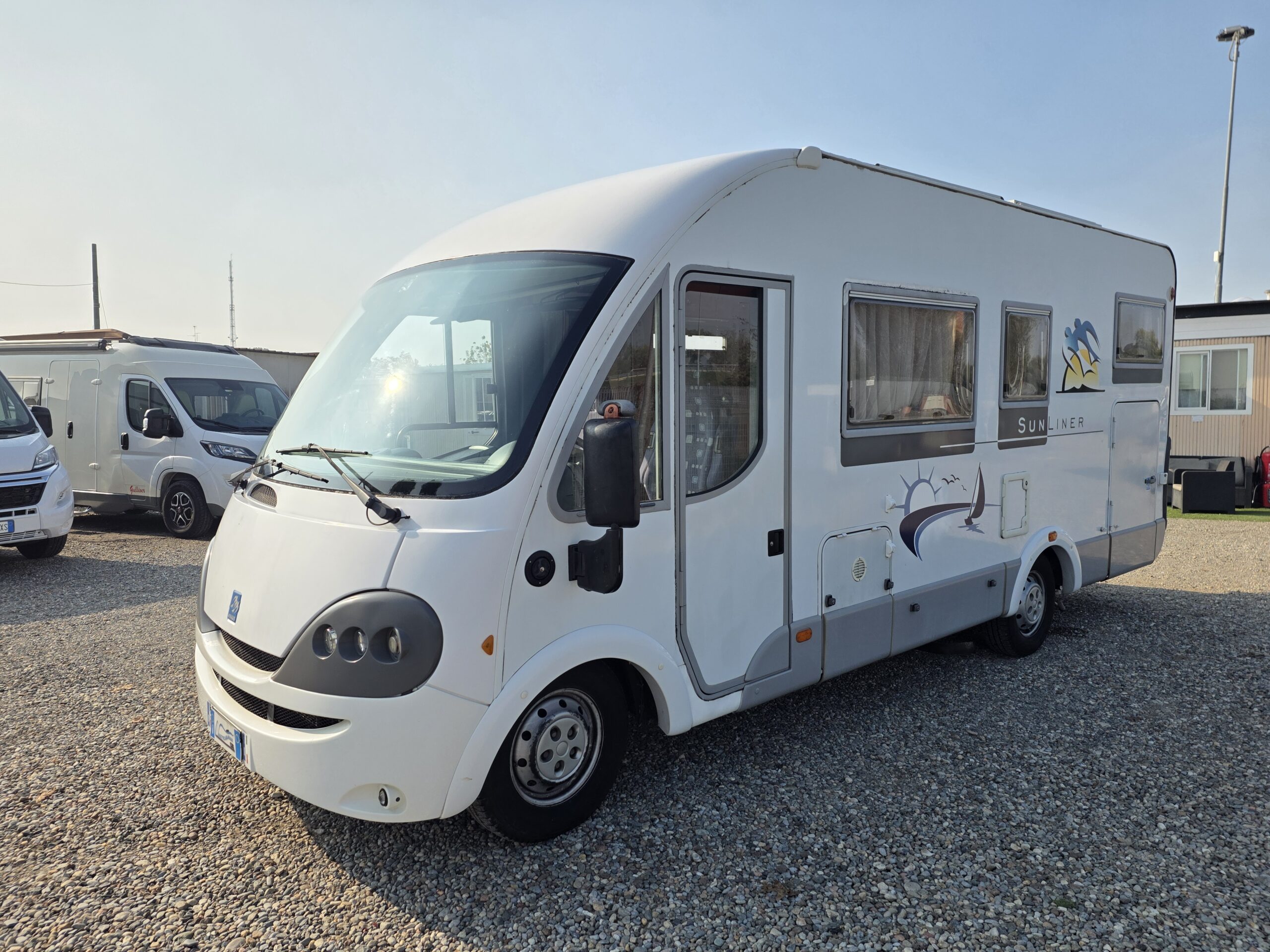 Knaus Sunliner Con Garage Enorme Doppio Pavimento