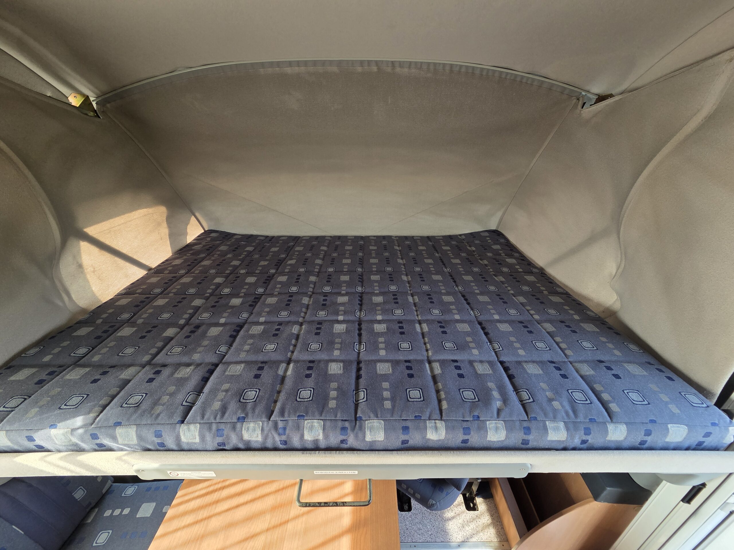 Knaus Sunliner Con Garage Enorme Doppio Pavimento
