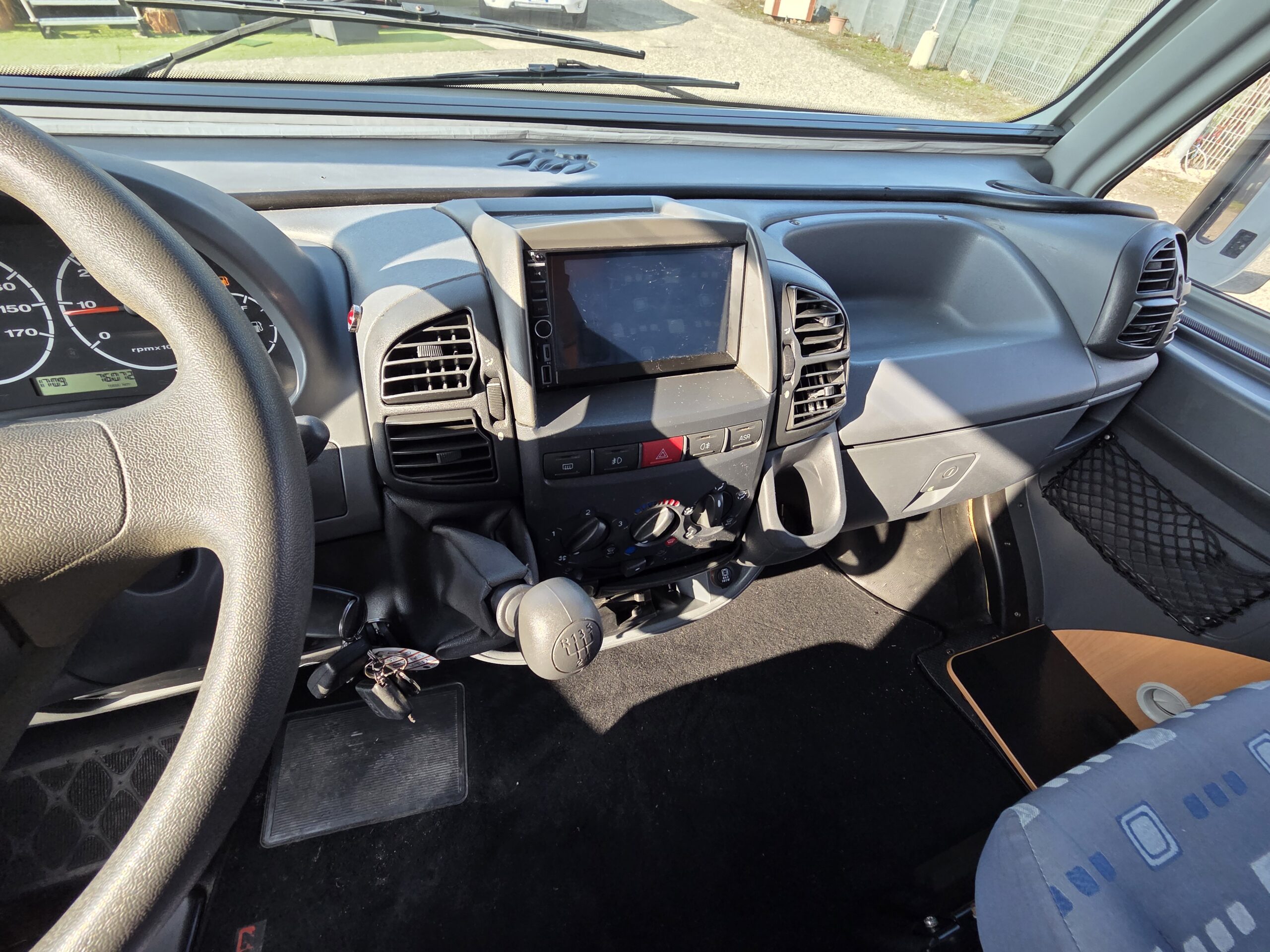 Knaus Sunliner Con Garage Enorme Doppio Pavimento