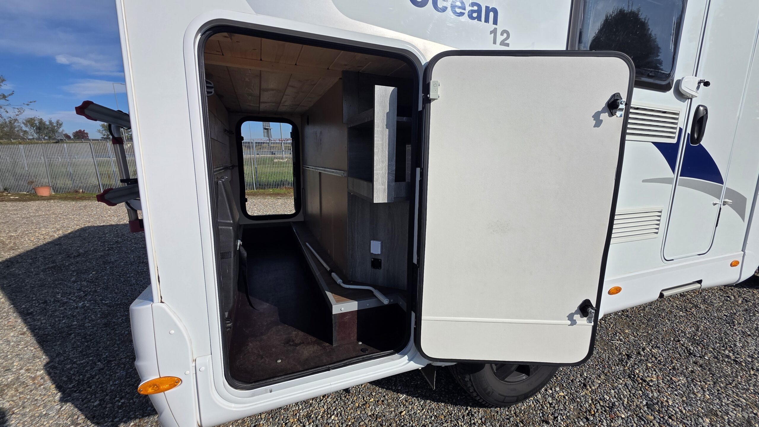 Blu Camp Ocean 12 Super compatto in soli MT 5,94